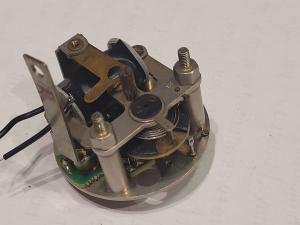 Picture 33 – balance wheel fitted